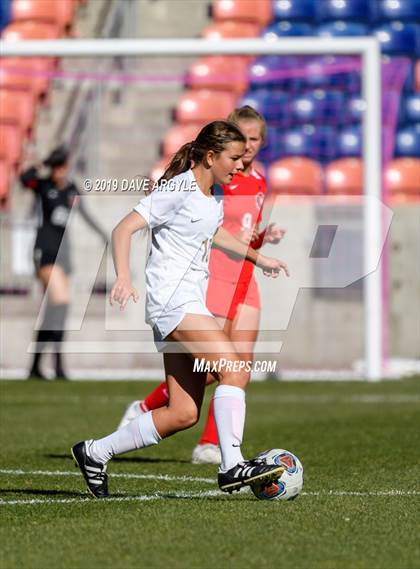 Thumbnail 3 in American Fork vs Davis (UHSAA 6A Final) photogallery.