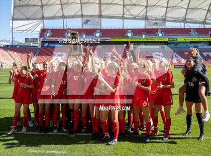Thumbnail 3 in American Fork vs Davis (UHSAA 6A Final) photogallery.