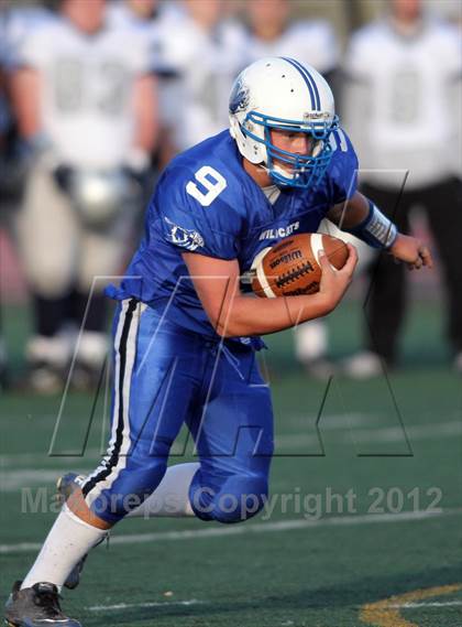 Thumbnail 1 in Menasha @ Oshkosh West photogallery.