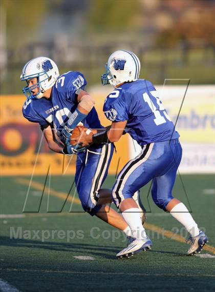 Thumbnail 1 in Menasha @ Oshkosh West photogallery.