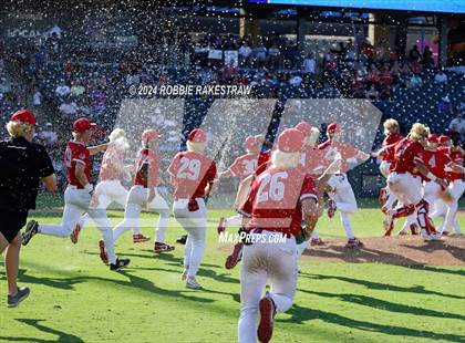 Thumbnail 3 in Pearland vs. Tomball (UIL 6A Baseball Final) photogallery.