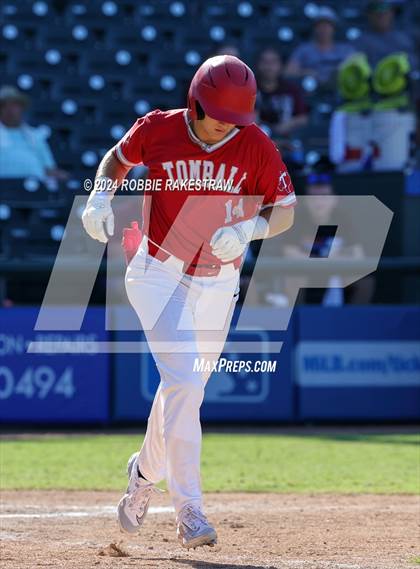 Thumbnail 3 in Pearland vs. Tomball (UIL 6A Baseball Final) photogallery.