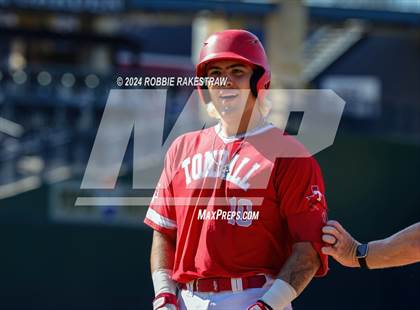 Thumbnail 1 in Pearland vs. Tomball (UIL 6A Baseball Final) photogallery.