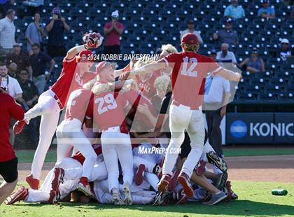 Thumbnail 2 in Pearland vs. Tomball (UIL 6A Baseball Final) photogallery.