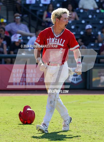 Thumbnail 3 in Pearland vs. Tomball (UIL 6A Baseball Final) photogallery.