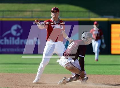 Thumbnail 2 in Pearland vs. Tomball (UIL 6A Baseball Final) photogallery.