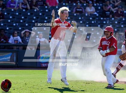 Thumbnail 1 in Pearland vs. Tomball (UIL 6A Baseball Final) photogallery.