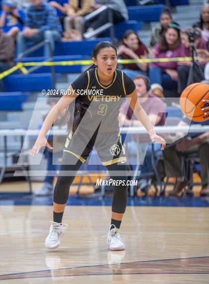 Thumbnail 3 in Francis Parker vs. Victory Christian Academy (CIF SDS Division 2 Finals) photogallery.