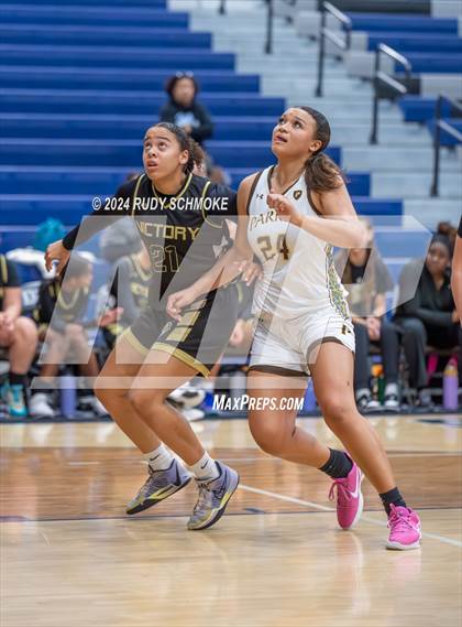 Thumbnail 3 in Francis Parker vs. Victory Christian Academy (CIF SDS Division 2 Finals) photogallery.