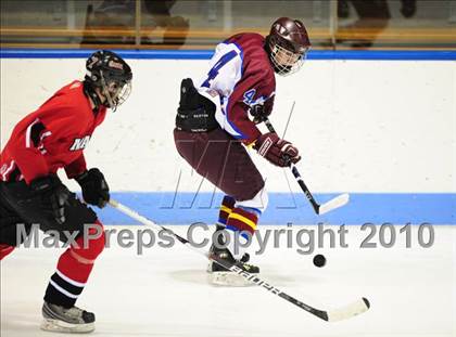 Thumbnail 3 in Masuk vs. Brookfield/Bethel/Danbury (CIAC Division 3 Semifinal) photogallery.