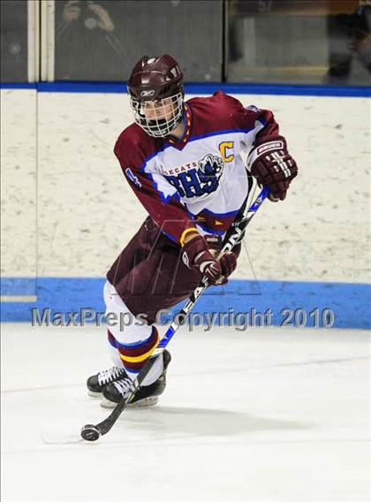 Thumbnail 1 in Masuk vs. Brookfield/Bethel/Danbury (CIAC Division 3 Semifinal) photogallery.