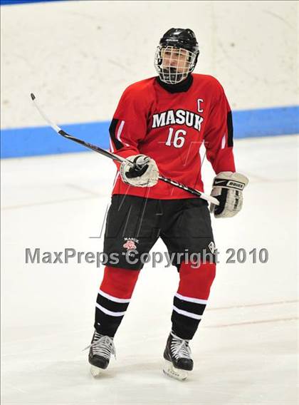 Thumbnail 2 in Masuk vs. Brookfield/Bethel/Danbury (CIAC Division 3 Semifinal) photogallery.