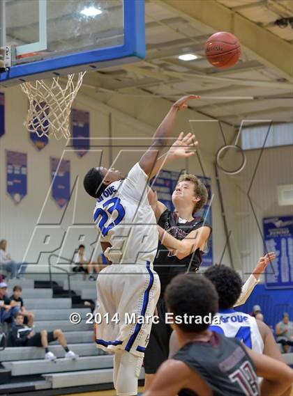 Thumbnail 2 in Seffner Christian vs. Inlet Grove 2014 Mustang Christmas Tournament photogallery.