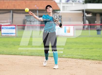 Thumbnail 3 in Orange Cove @ Fullerton (CIF SoCal Division III Regional Semifinal) photogallery.