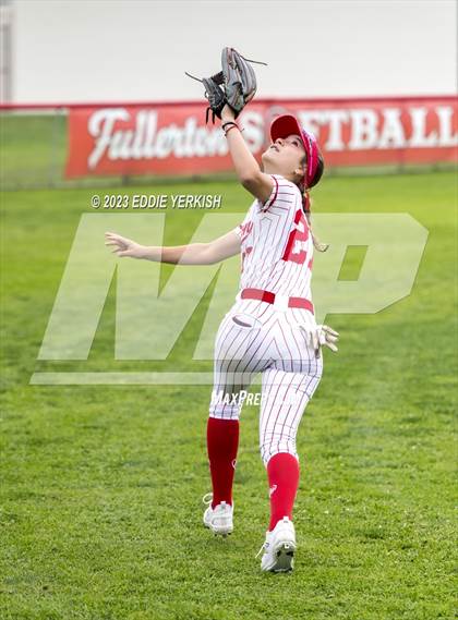 Thumbnail 2 in Orange Cove @ Fullerton (CIF SoCal Division III Regional Semifinal) photogallery.