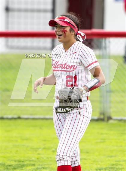 Thumbnail 3 in Orange Cove @ Fullerton (CIF SoCal Division III Regional Semifinal) photogallery.