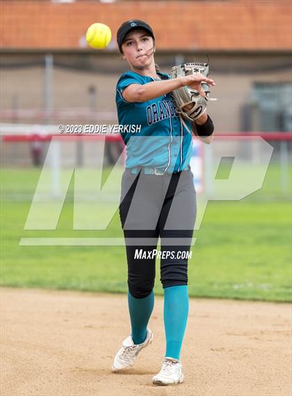 Thumbnail 1 in Orange Cove @ Fullerton (CIF SoCal Division III Regional Semifinal) photogallery.