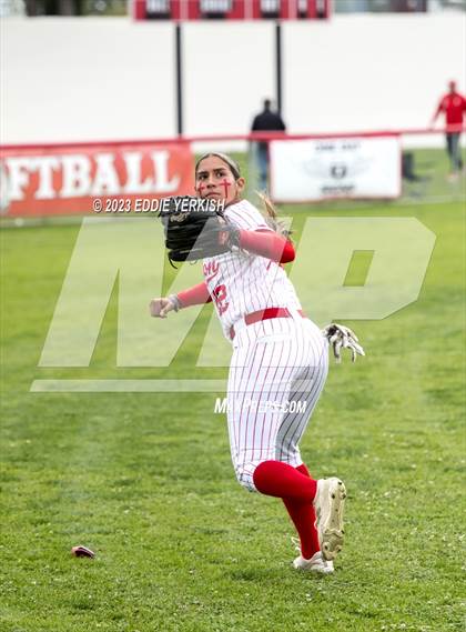 Thumbnail 2 in Orange Cove @ Fullerton (CIF SoCal Division III Regional Semifinal) photogallery.