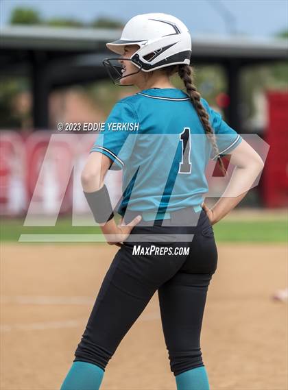 Thumbnail 3 in Orange Cove @ Fullerton (CIF SoCal Division III Regional Semifinal) photogallery.