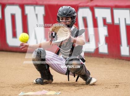 Thumbnail 2 in Orange Cove @ Fullerton (CIF SoCal Division III Regional Semifinal) photogallery.
