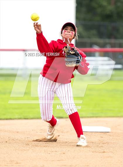 Thumbnail 2 in Orange Cove @ Fullerton (CIF SoCal Division III Regional Semifinal) photogallery.