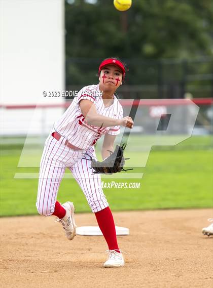Thumbnail 3 in Orange Cove @ Fullerton (CIF SoCal Division III Regional Semifinal) photogallery.