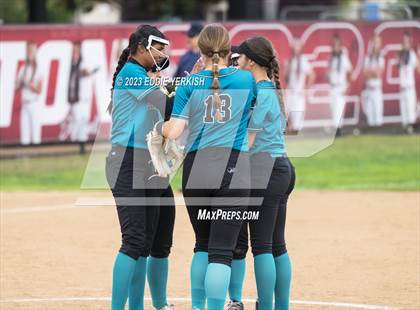 Thumbnail 2 in Orange Cove @ Fullerton (CIF SoCal Division III Regional Semifinal) photogallery.