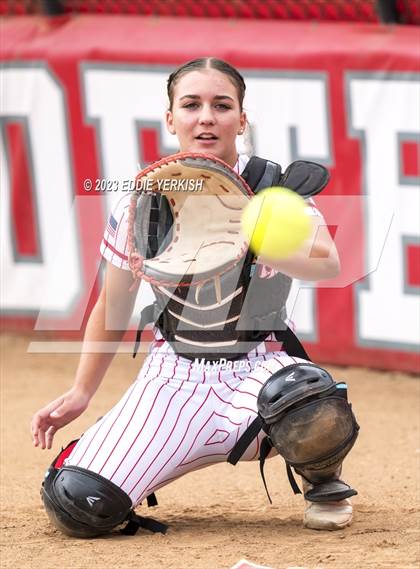 Thumbnail 3 in Orange Cove @ Fullerton (CIF SoCal Division III Regional Semifinal) photogallery.