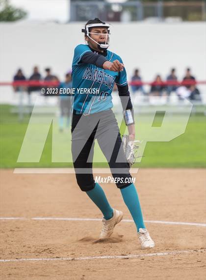 Thumbnail 3 in Orange Cove @ Fullerton (CIF SoCal Division III Regional Semifinal) photogallery.