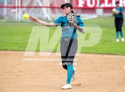 Thumbnail 2 in Orange Cove @ Fullerton (CIF SoCal Division III Regional Semifinal) photogallery.