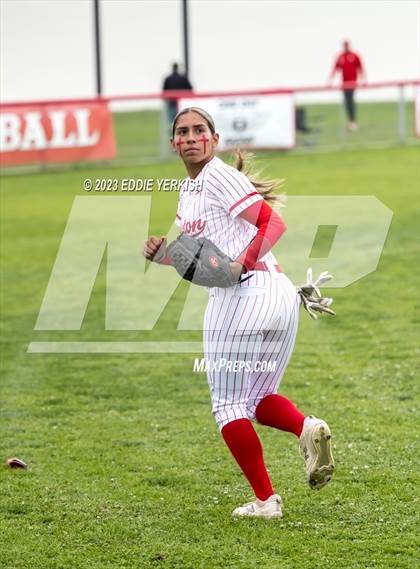 Thumbnail 1 in Orange Cove @ Fullerton (CIF SoCal Division III Regional Semifinal) photogallery.
