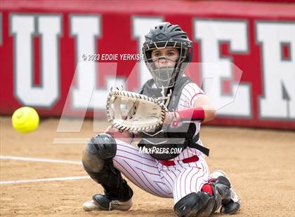 Thumbnail 3 in Orange Cove @ Fullerton (CIF SoCal Division III Regional Semifinal) photogallery.