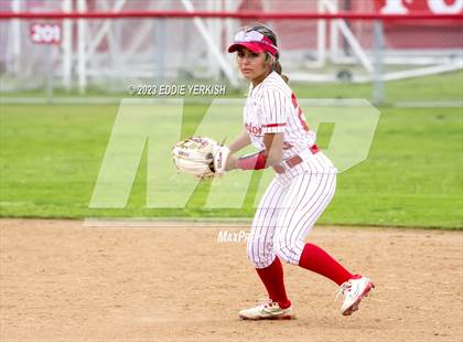Thumbnail 1 in Orange Cove @ Fullerton (CIF SoCal Division III Regional Semifinal) photogallery.