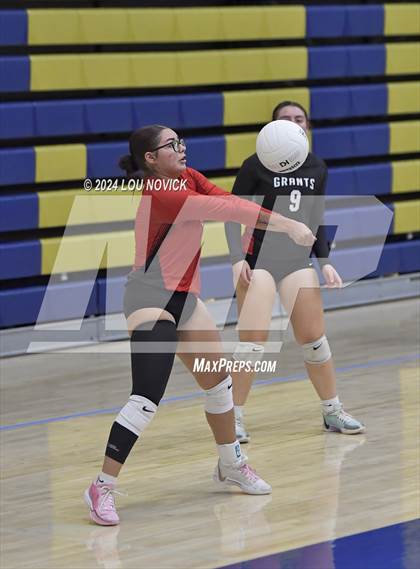Thumbnail 1 in Grants vs Espanola (Tournament of Champions at Santa Fe High) photogallery.