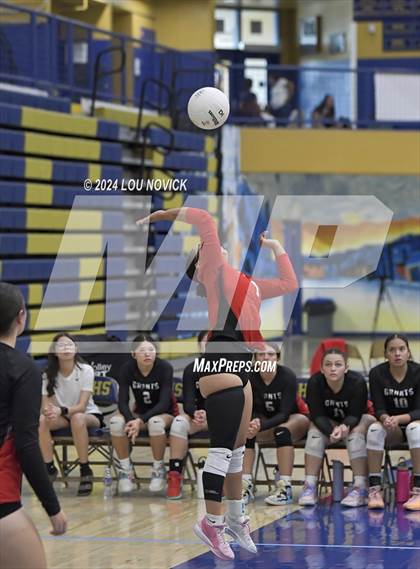 Thumbnail 3 in Grants vs Espanola (Tournament of Champions at Santa Fe High) photogallery.