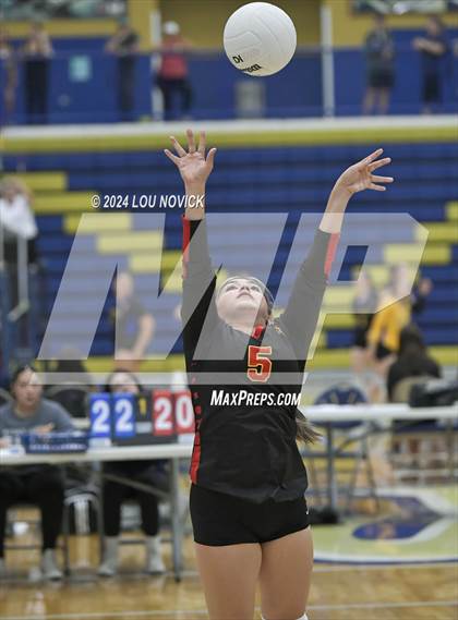Thumbnail 2 in Grants vs Espanola (Tournament of Champions at Santa Fe High) photogallery.
