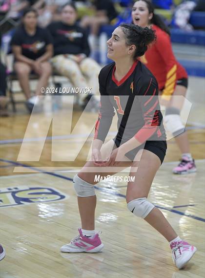Thumbnail 1 in Grants vs Espanola (Tournament of Champions at Santa Fe High) photogallery.