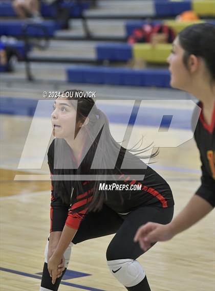 Thumbnail 3 in Grants vs Espanola (Tournament of Champions at Santa Fe High) photogallery.