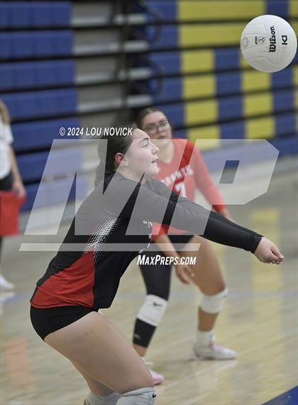 Thumbnail 3 in Grants vs Espanola (Tournament of Champions at Santa Fe High) photogallery.