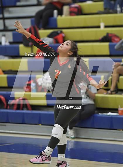 Thumbnail 1 in Grants vs Espanola (Tournament of Champions at Santa Fe High) photogallery.
