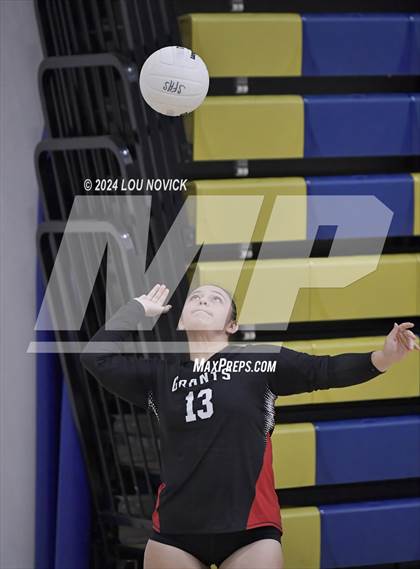 Thumbnail 2 in Grants vs Espanola (Tournament of Champions at Santa Fe High) photogallery.