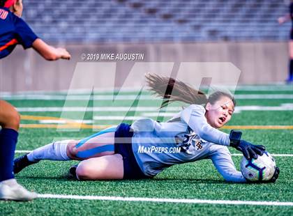 Thumbnail 2 in Wakeland (Justin) vs Highland Park (UIL 5A Reg 2 & 4 Playoff) photogallery.