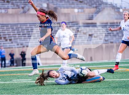 Thumbnail 3 in Wakeland (Justin) vs Highland Park (UIL 5A Reg 2 & 4 Playoff) photogallery.