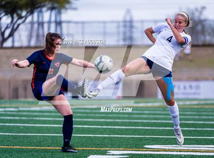Thumbnail 3 in Wakeland (Justin) vs Highland Park (UIL 5A Reg 2 & 4 Playoff) photogallery.