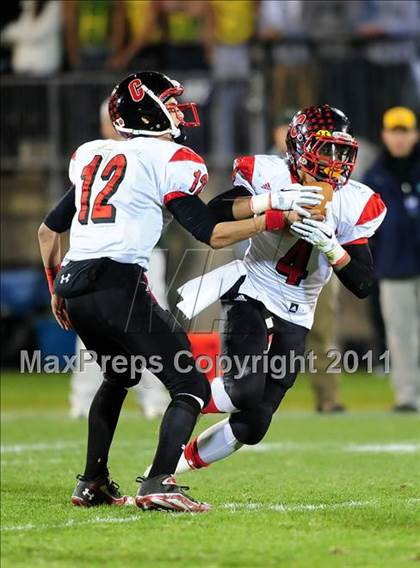 Thumbnail 3 in Cromwell vs. Holy Cross (CIAC Class S Final) photogallery.