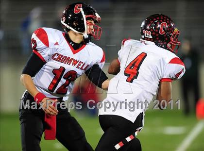 Thumbnail 2 in Cromwell vs. Holy Cross (CIAC Class S Final) photogallery.