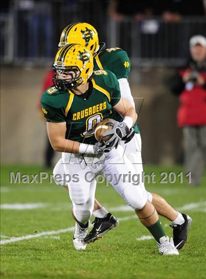 Thumbnail 3 in Cromwell vs. Holy Cross (CIAC Class S Final) photogallery.