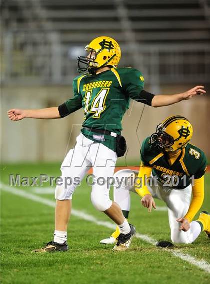 Thumbnail 1 in Cromwell vs. Holy Cross (CIAC Class S Final) photogallery.