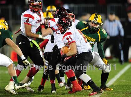 Thumbnail 1 in Cromwell vs. Holy Cross (CIAC Class S Final) photogallery.