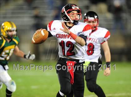 Thumbnail 2 in Cromwell vs. Holy Cross (CIAC Class S Final) photogallery.